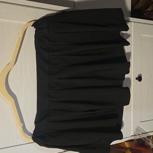 Black pleated tennis skirt